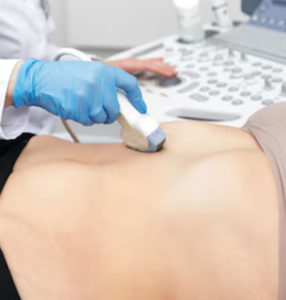 Assila ROUELI : Sage-femme à Rennes